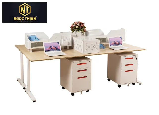 Mẫu bàn làm việc văn phòng chất lượng cho cụm nhân viên